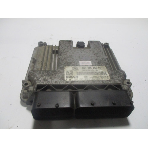 Volkswagen Golf 2.0 Motor Beyni MED9.5.10 0261S02264 06F906056FG