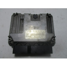 Volkswagen Golf 2.0 Motor Beyni 0281013228 03G906021KK