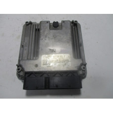 Volkswagen Golf 1.4 Motor Beyni Med17.5.1 0261201320 03C906032B