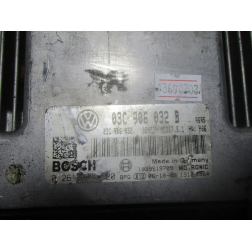 Volkswagen Golf 1.4 Motor Beyni Med17.5.1 0261201320 03C906032B