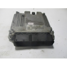 Volkswagen Golf Motor Beyni MED9.1 0261S02331 1K0907115J