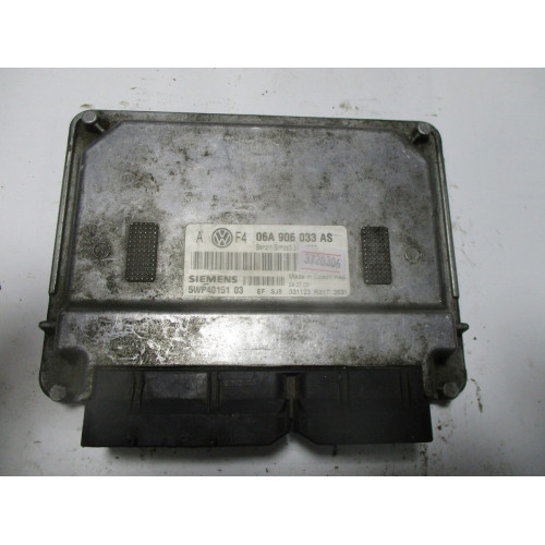Volkswagen Golf Motor Beyni SIMOS3.3A 5WP4015103 06A906033AS
