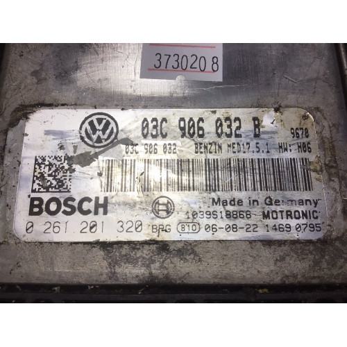 Volkswagen Golf 1.4 Motor Beyni Med17.5.1 0261201320 03C906032B