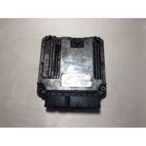Volkswagen Golf 1.4 Motor Beyni Med17.5.1 0261201320 03C906032B