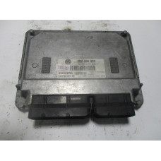 Volkswagen Golf 1.6 Motor Beyni SIMOS3.3A 5WP4018905 06A906033