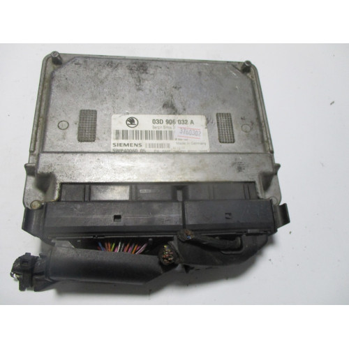 Seat Ibiza 1.2 Motor Beyni 5WP4006005 03D906032A