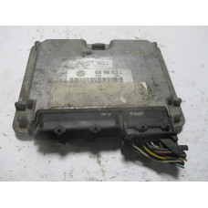 Volkswagen polo 1.7 Motor Beyni 0281001748 038906013L