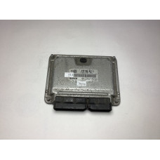 Volkswagen Golf 1.9 Motor Beyni 038906012M 0281001979 EDC15VM+