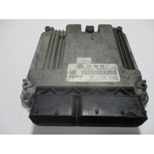 Volkswagen Golf 1.4 Motor Beyni MED17.5.1 0261201538 03C906032C