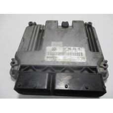 Volkswagen Golf 2.0 Motor Beyni MED9.5.10 0261S02088 06F906056CS