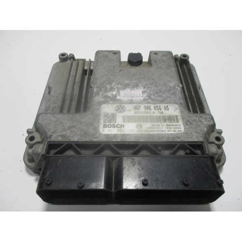 Volkswagen Golf 2.0 Motor Beyni MED9.5.10 0261S02129 06F906056AS