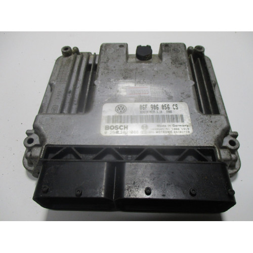 Volkswagen Golf 2.0 Motor Beyni MED9.5.10 0261S02088 06F906056CS