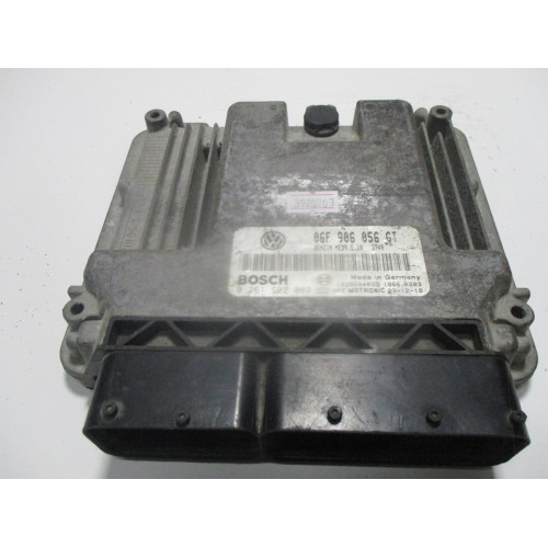 Volkswagen Golf 2.0 Motor Beyni MED9.5.10 0261S02264 06F906056FG