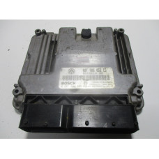 Volkswagen Golf 2.0 Motor Beyni MED9.5.10 0261S02088 06F906056CS