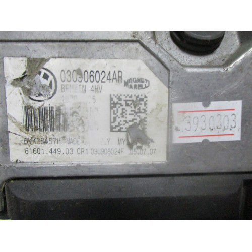 Volkswagen Polo Motor Beyni 030906024AR 