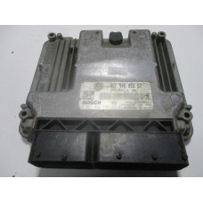 Volkswagen Touran 2.0 Motor Beyni MED9.5.10 0261S02163 06F906056DT