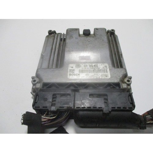 Volkswagen Passat V6 3.2 Motor Beyni 0261S02226 03H906032 MED9.1 