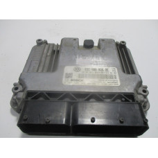 Volkswagen Scirocco Golf Motor Beyni 03C906026BE 0261S08302 Med17.5.5