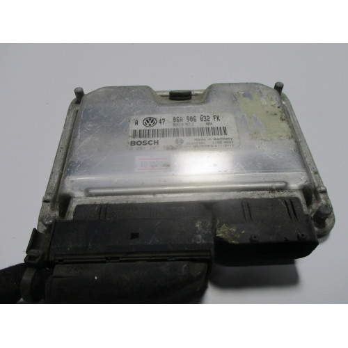 Volkswagen Polo 1.4 Motor Beyni ME7.1 0261207360 06A906032FK