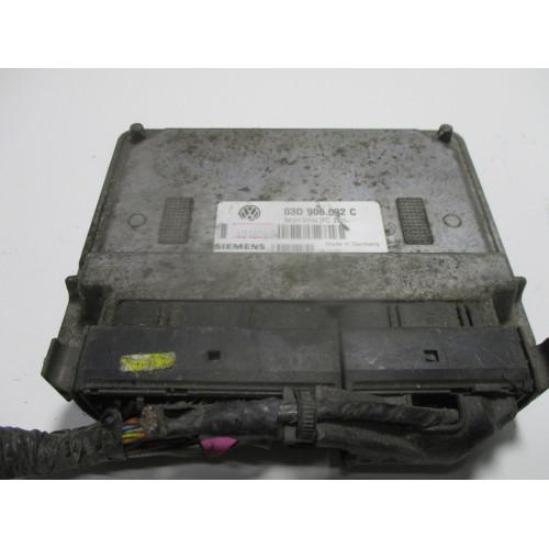 Volkswagen Polo 1.2 Motor Beyni SIMOS3PD 5WP4012403 03D906032C