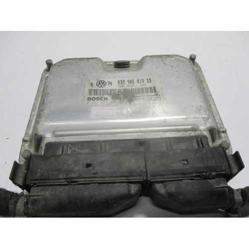 Volkswagen Golf Bora 1.9TDI Motor Beyni 038906019DD 0281011055 EDC15P+