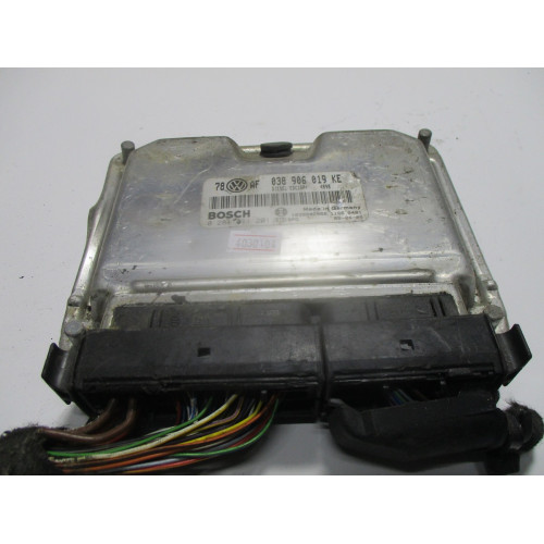 Volkswagen Passat Motor Beyni 038906019KE 0281011201 EDC15P+