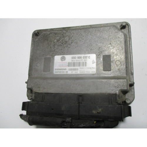 Volkswagen Polo 1.2 Motor Beyni SIMOS3PD 5WP4012403 03D906032C