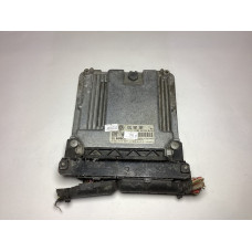 Volkswagen Passat 2.0 Motor Beyni 0281015029 03L907309 EDC17CP14