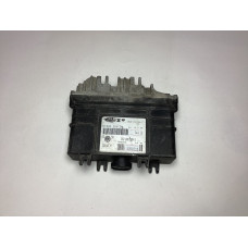Volkswagen Polo 1.6 Motor Beyni 032906030G IAW1AV.V1
