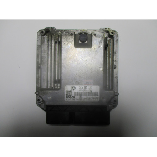 Volkswagen Passat 2.0 Motor Beyni MED9.1 0261S02105 3C0907115