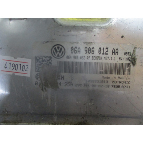 Volkswagen Golf Motor Beyni 06A906012AA ME7.1.1