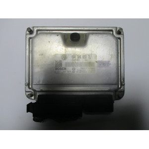 Volkswagen Polo Motor Beyni ME7.5 06A906032TL 0261208950