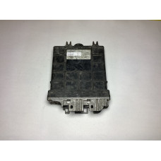 Volkswagen Golf 3 Motor Beyni 037906025H