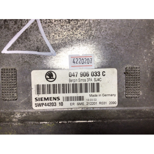 Skoda Fabia 1.4 Motor Beyni 5WP4420310 047906033C