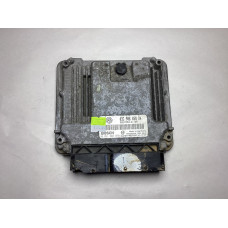 Volkswagen Golf 1.6 FSİ Motor Beyni 03C906056BA 0261S02070 MED9.5.10