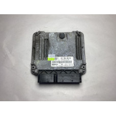 Volkswagen Golf 1.6 FSİ Motor Beyni 03C906056BA 0261S02070 MED9.5.10