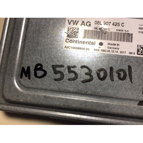 Audi A4 A8 Motor Beyni 06L907425C 