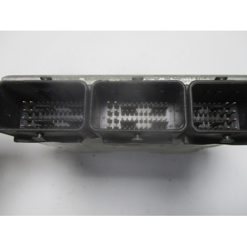 Volvo V40 S40 Motor Beyni 0281010441 28FM0265