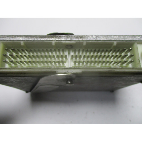 Volvo 850 2.0 Motor Beyni P1275677 1T50143504 S103955404D