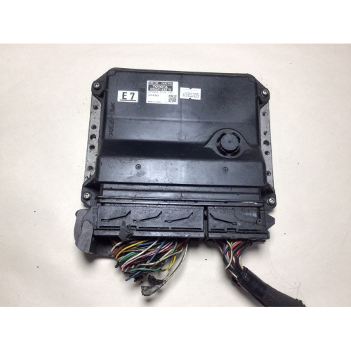 Toyota Estima 2.4i Motor Beyni 89661-28B10 275400-2130