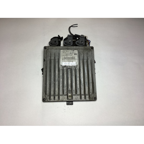 Renault Megane Scenic 1.5 DCI Motor Beyni R0410C131A 8200334419 8200374395 DDCR