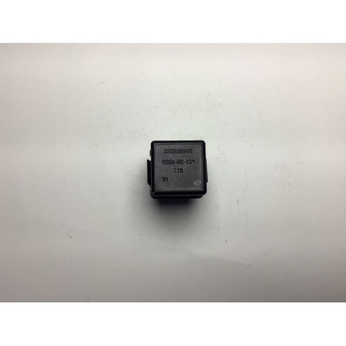 Mazda 2 4 Pinli Röle V23134-B52-X379