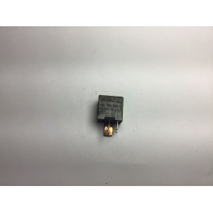 Volkswagen Audi Seat Skoda Yakıt Pompa Rölesi 191906383C