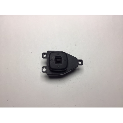 Mazda 3 Ayna Ayar Düğmesi 03200320