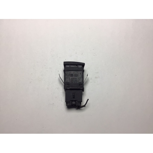 Volkswagen Polo Airbag Açma Düğmesi 6Q0919235