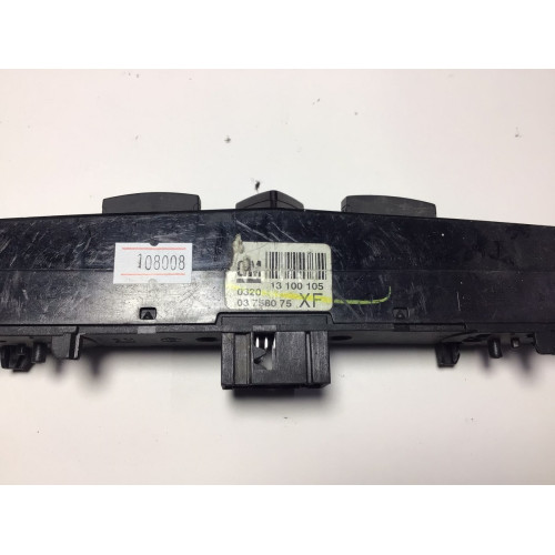Opel Astra H Zafira B Dörtlü Flaşör Düğmesi 13100105 03758075