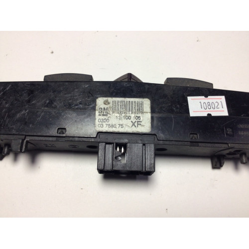 Opel Astra H Zafira B Dörtlü Flaşör Düğmesi 13100105 03758075