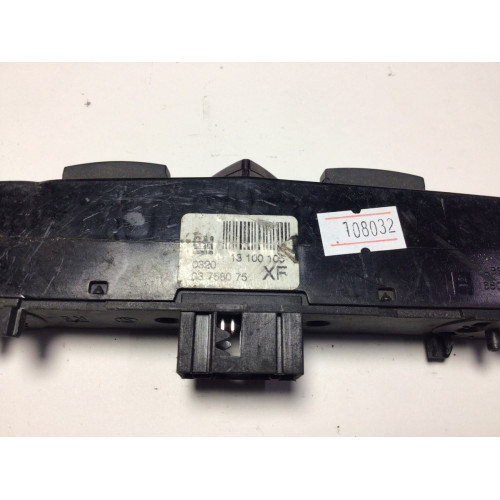 Opel Astra H Zafira B Dörtlü Flaşör Düğmesi 13100105 03758075