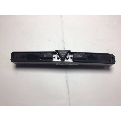 Opel Astra H Zafira B Dörtlü Flaşör Düğmesi 13100107 03758070