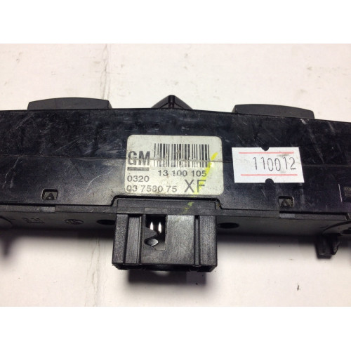 Opel Astra H Zafira B Dörtlü Flaşör Düğmesi 13100105 03758075